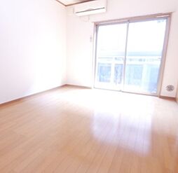 アドラブール多摩境 1階1Kのリビング/ダイニング