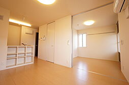 アーバンレジデンス　Ａ 203 2階2LDKのリビング/ダイニング