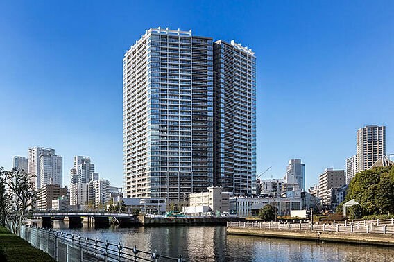 ＧＬＯＢＡＬＦＲＯＮＴＴＯＷＥＲ_トップ画像
