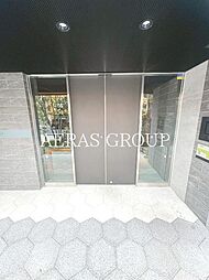 17 / 30