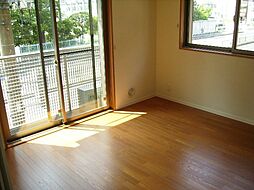 エスポワール東大井 3階1Kのリビング/ダイニング