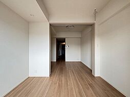 ニューミラ明大前 203 2階1DKのリビング/ダイニング