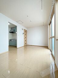 ＣＯＺＹ岸里 1階1Kのリビング/ダイニング