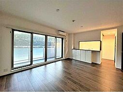 リグランド青葉台 205 2階3LDKのリビング/ダイニング