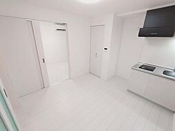 クロレ南流山VI 2階1DKのリビング/ダイニング