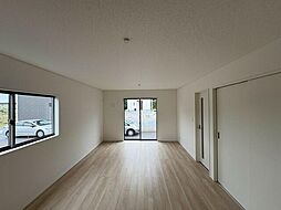 Ｓｕｍａｉｔｏ千葉市中央区川戸町01 4LDKのリビング/ダイニング