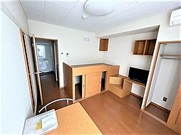 レオパレスさくら 1階1Kのリビング/ダイニング