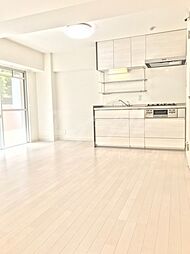 北大阪急行電鉄 緑地公園駅 徒歩5分の賃貸マンション 4階1LDKのリビング/ダイニング