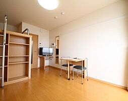 レオパレスアストライア 3階1Kのリビング/ダイニング