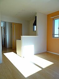 JR青梅線 福生駅 徒歩7分の賃貸アパート 2階1LDKのリビング/ダイニング