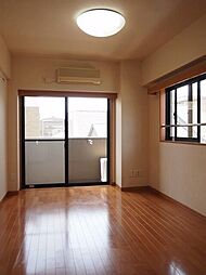 ルーブル上高井戸 2階1Kのリビング/ダイニング