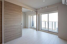 ART RESIDENCE IN KASHIWA-no-HA 4階1LDKのリビング/ダイニング