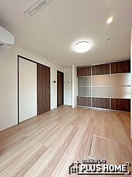 トリシアシャトー 101 1階1LDKのリビング/ダイニング