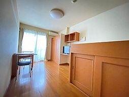 レオパレス春 1階1Kのリビング/ダイニング