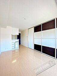 Floraみさき 2階1LDKのリビング/ダイニング