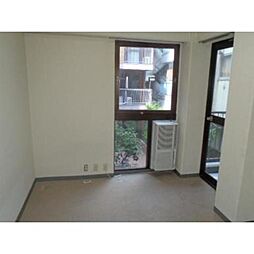 ソフトタウン青山 3階ワンルームのリビング/ダイニング