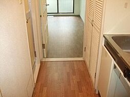 グローリア初穂新小岩 4階1Kの室内