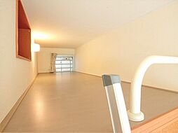 レオパレスＷｉｓｔｅｒｉａ 2階1Kのリビング/ダイニング