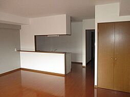 グランドハウスＭＵＡＮ 303 3階3LDKのリビング/ダイニング