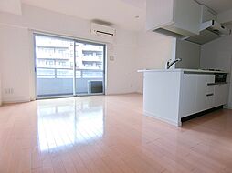 センテニアル王子神谷 7階2LDKのリビング/ダイニング