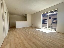 Sumai-to千葉市花見川区こてはし台05 1階4SLDKのリビング/ダイニング