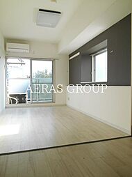 サンライズ市川 3階ワンルームのリビング/ダイニング