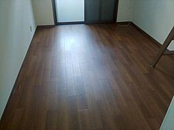 グランドールジョイ 1階ワンルームのリビング/ダイニング