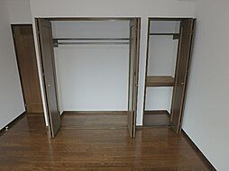 ヴィラ花見堂 3階2LDKのリビング/ダイニング