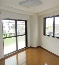 ヴィラぷらせーる 2階2LDKのリビング/ダイニング