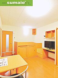 レオパレスフローラル 1階1Kのリビング/ダイニング