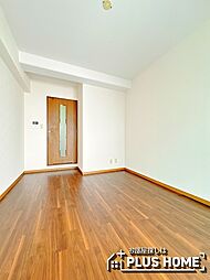 JR阪和線 和歌山駅 徒歩5分の賃貸マンション 2階1Kのリビング/ダイニング