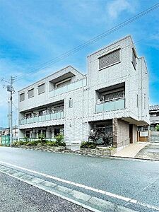 外観：3階建てオートロック付き積水ハウス施工のハイグレードシャーメゾンです！