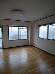 日ノ出ハイツ 3階ワンルームのリビング/ダイニング