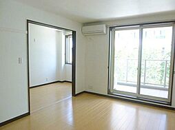 グランエステート大井 2階1LDKのリビング/ダイニング