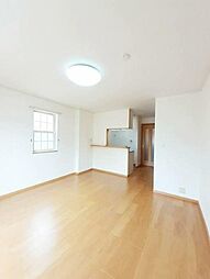 アヴニール I 1階ワンルームのリビング/ダイニング