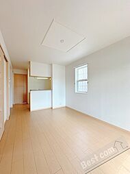 アメニティB 1階1LDKのリビング/ダイニング