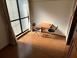 レオパレスますがた 2階1Kのリビング/ダイニング