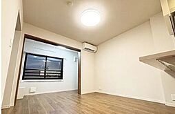 ウェルスクエアイズム下北沢EAST 2階2LDKのリビング/ダイニング