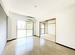 ソレイル梶ヶ谷II 3階2LDKのリビング/ダイニング