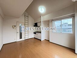 アネシスコート門口 7階ワンルームのリビング/ダイニング