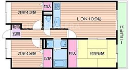 阪急千里線 千里山駅 徒歩16分の賃貸マンション 4階3LDKの間取り