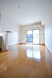 エルセレーノ吹田 2階ワンルームのリビング/ダイニング