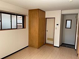 ニューオリエント下北沢 2階ワンルームのリビング/ダイニング