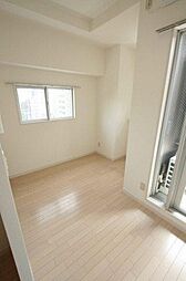 東京メトロ有楽町線 江戸川橋駅 徒歩4分の賃貸マンション 4階ワンルームのリビング/ダイニング