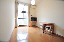 レオパレスジュネス神田 1階1Kのリビング/ダイニング