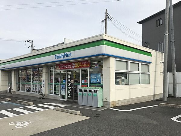 画像8:ファミリーマート和歌山湊御殿店 382m