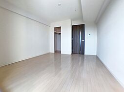 エストーネハーバーランド 303 3階1Kのリビング/ダイニング