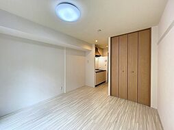 ル アンビシャス 1階ワンルームのリビング/ダイニング