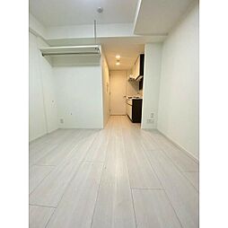 TLRレジデンス川崎大師 7階ワンルームのリビング/ダイニング