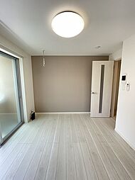 フルセイル橋本VII 101 1階1Kのリビング/ダイニング